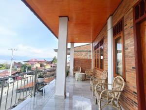 Tobay Family Home