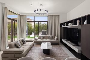 Beautiful 4BDR Villa with Jaccuzzi and BBQ Zone