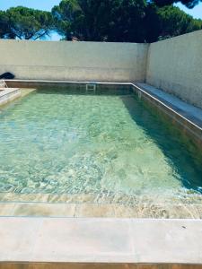 Villa dexception avec piscine privée 11 pers plage à pied