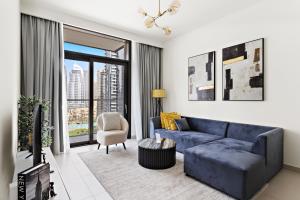 ALiving Luxury 1BR I Near Burj Khalifa & Dubai Mall I Burj Crown, Downtown Dubai