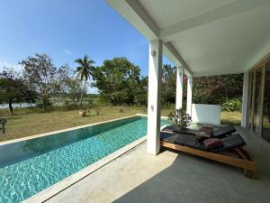 Giri Villa