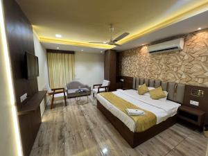 Hotel SHREE PALACE
