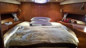 Auszeit auf der Neptunus Motoryacht
