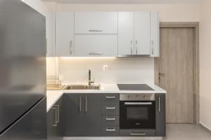 Airport and sea apartment