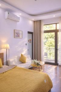 Nắng Homestay Huế