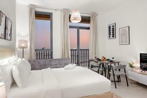 FIRST CLASS Studio Serene Garden View Retreat