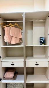 Hostique Nova, Private & Cozy Studio for Couples in Vijay Nagar