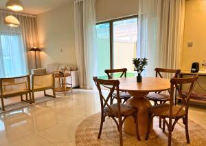 Sunlit Sea Breeze 2BR Retreat