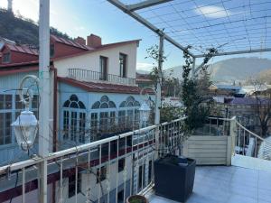 Authentic Old Tbilisi Nest