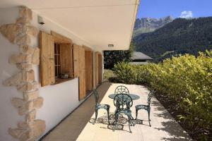 Petit Arolle, bright and quiet 2-room apartment