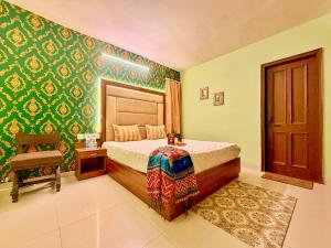 The Bay Leaf Resort
