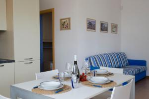 San Lorenzo Blue Apartments - 150m from the Beach