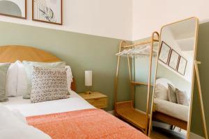 Coastal Chic Retreat - Steps from the Beach - Sleeps 4