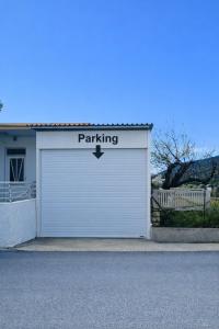 Sonia Apartment, Pilona Village