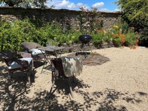 1 Bed in Sherborne oc-94306