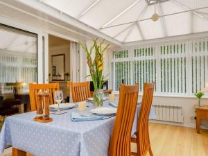 2 Bed in Colwell Bay oc-ic013