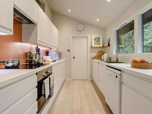 3 Bed in Brockenhurst oc-47431