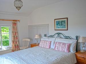 3 Bed in Borthwood oc-ic015