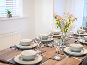 4 Bed in Brockenhurst oc-80420