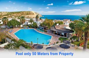 1C Waterside with Shared Pool