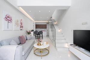 Nilou Loft