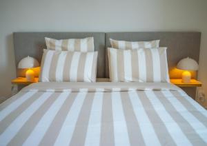 #102 Heart of Vieil Antibes - Place Nationale-High-End Newly Renovated & Furnished Appartment