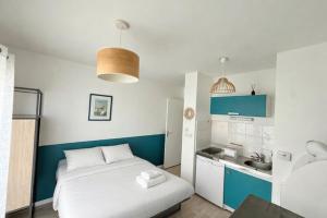 Bright studio apartment in La Rochelle