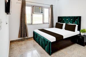 Hotel O Parth Palace