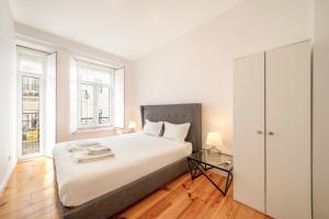 GuestReady - Stylish apt w balcony in Graca