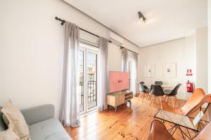 GuestReady - Stylish apt w balcony in Graca