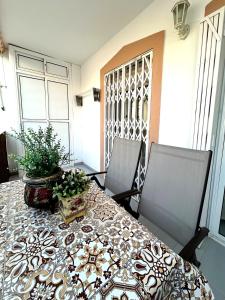 Apartamento a 1 Min de Playa Calypso con Terraza