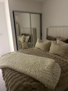 Stunning Canary wharf brand new 1 bedroom to rent