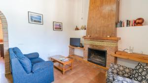 Casa Ramirez Almachar by Ruralidays