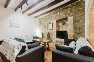 Calvario Townhouse by rentavillamallorca