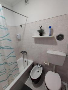 Lisbon, Room with Ac in Penha de França, Lisbon