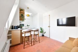 Montparnasse Stylish Studio Apartment NetFlix