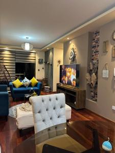 Departamento de lujo domotizado en la mejor zona de Cochabamba, frente al Paseo Aranjuez