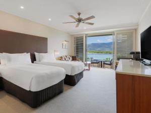 Pullman Reef Hotel Casino