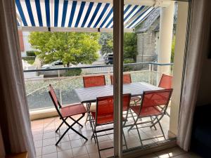 Appartement 2 pièces 150 m de la plage avec garage privé