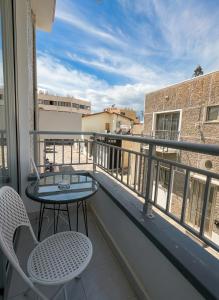 Studios with Balcony and Breakfast by Kentrikon Hotel in Old Town