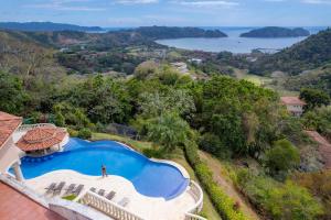 Casa Garmus 10 bdrs ocean views in Los Suenos