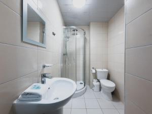 O2 Spacious hideaway