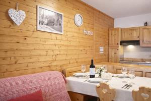 LA TANA - Residence Veronza con piscina, Dolomiti Affitti