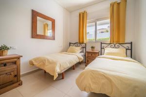 Villa with Private Pool - LO4LT