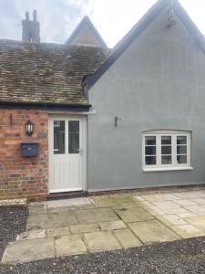 Cowley Farm, Preston Bissett, Buckingham