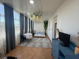 Nadya Holiday Home
