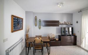 Al Andalus frente a la piscina - Playa Cargador ALBERT VILLAS