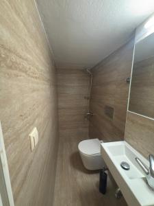 F & B Collection - Mini Studio for 2