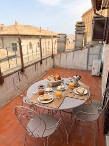 Luce - Attico di Design con Vista Unica