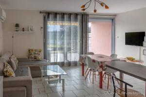 Bel appartement en RDC avec jardin clôturé